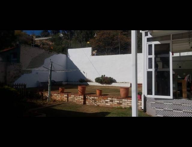 3 BEDROOM HOUSE FOR SALE IN KENSINGTON